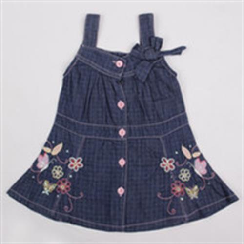 پوشاک بچه گانه